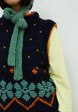 Load image into Gallery viewer, Dr Bloom Jumpy Chunky Vest
