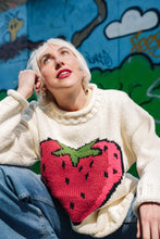 Load image into Gallery viewer, Amano Strawberry Cotton Pullover