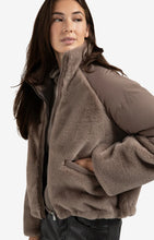 Load image into Gallery viewer, YAYA Short Teddy Jacket with Padded Sleeves