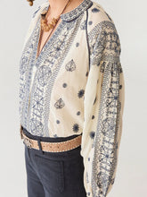 Load image into Gallery viewer, Maison Hotel Stephanie Blouse