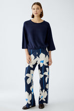 Load image into Gallery viewer, Oui Dark Blue Flower Trousers
