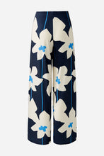 Load image into Gallery viewer, Oui Dark Blue Flower Trousers
