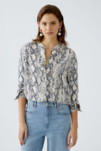 Load image into Gallery viewer, Oui Allover Snake Print Blouse
