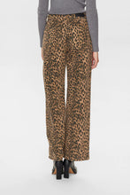 Load image into Gallery viewer, Numph Gigi Leopard Wide Jeans
