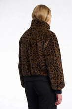 Load image into Gallery viewer, Rino &amp; Pelle Ambra Faux Leopard Fur Jacket
