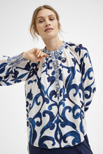 Load image into Gallery viewer, Gustav Annsofie Printed Blouse
