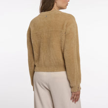 Load image into Gallery viewer, Rino &amp; Pelle Bento Furry Zip Cardigan
