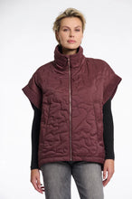 Load image into Gallery viewer, Rino &amp; Pelle Caitlyn Quilted Cape

