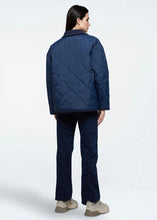 Load image into Gallery viewer, Moves Cemma Padded Jacket

