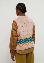 Load image into Gallery viewer, Dr Bloom Jumpy Chunky Vest

