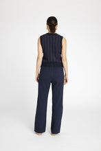 Load image into Gallery viewer, Gustav Demi Knit Vest
