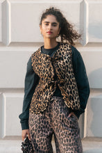 Load image into Gallery viewer, Damson Madder Tilly Leopard Gilet
