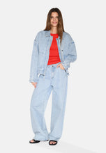 Load image into Gallery viewer, Moves Sikorie Jacket
