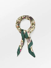 Load image into Gallery viewer, Beck Sondergaard Autum Blackberry Sia Scarf
