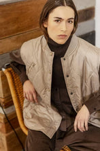 Load image into Gallery viewer, Project AJ117 Nizza Quilted Vest
