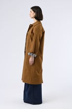 Load image into Gallery viewer, Orfeo Cash Trench Coat
